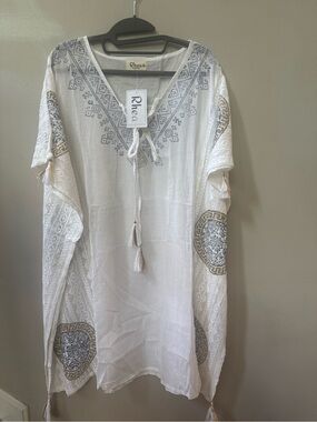 Rhea White Embroidered Tassel Kaftan